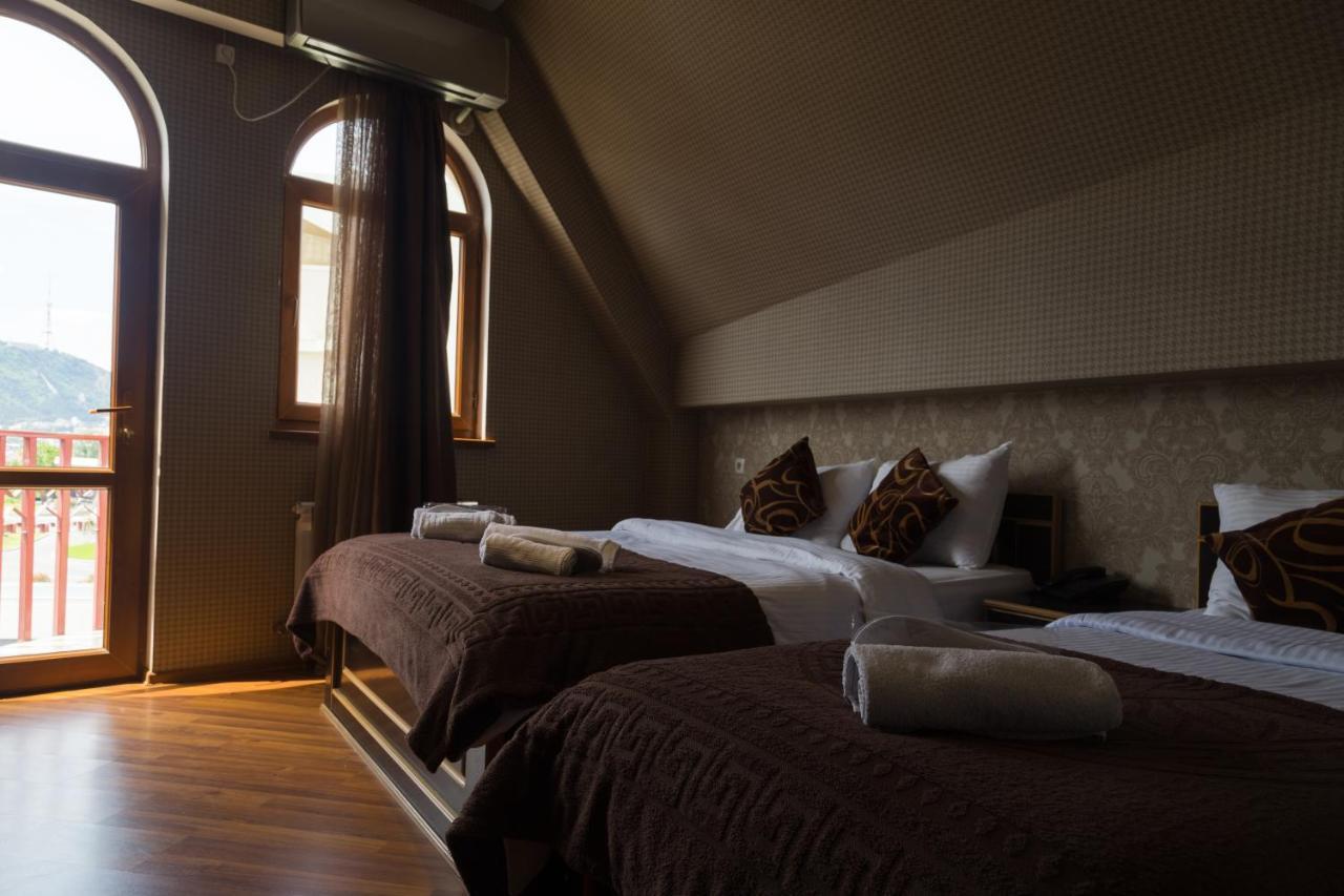 Begi Hotel Тбилиси Экстерьер фото