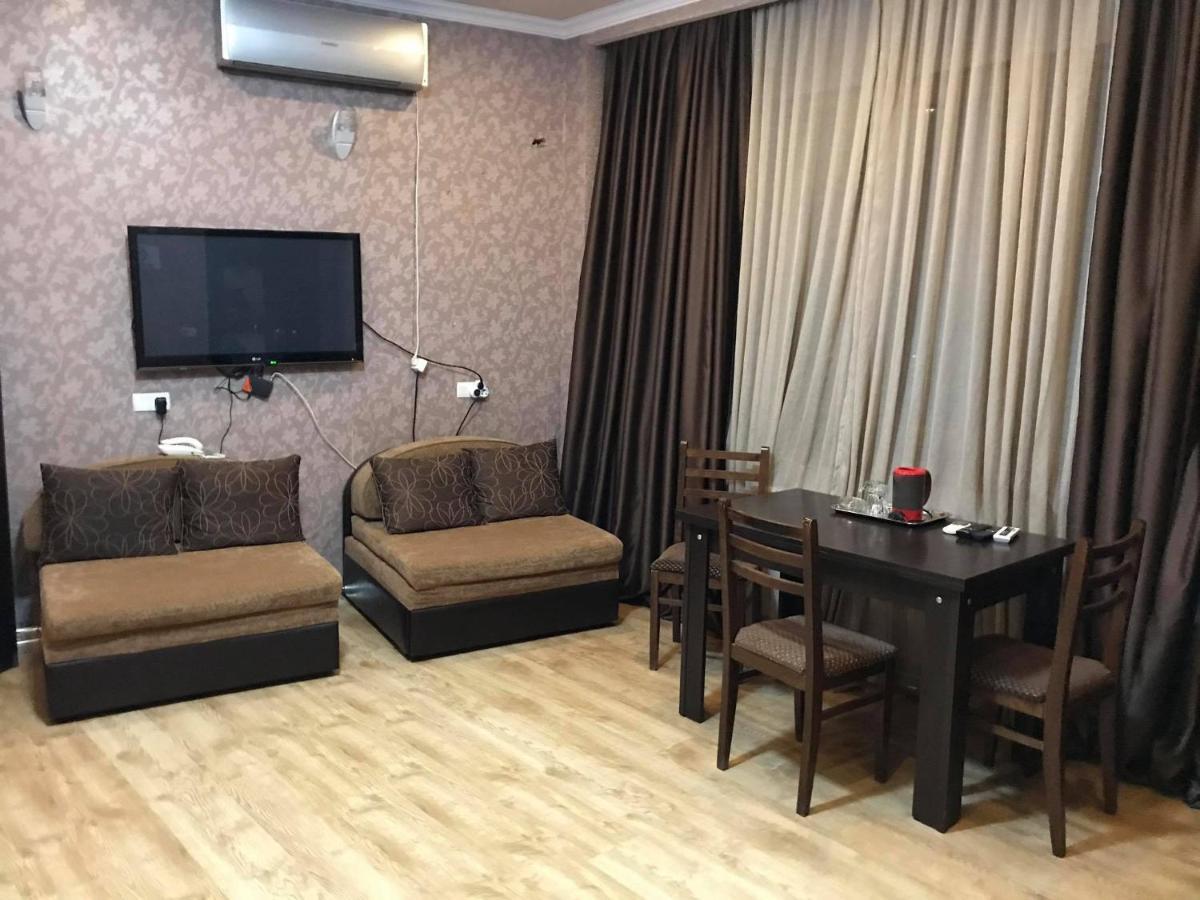 Begi Hotel Тбилиси Экстерьер фото